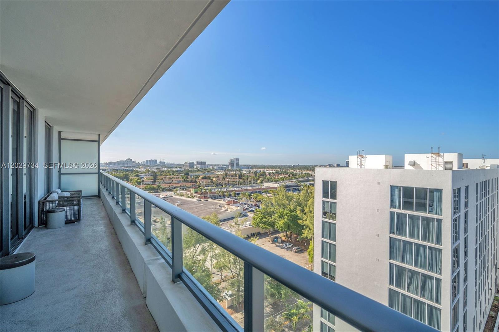 AVENTURA PARKSQUARE RESID - Residential Lease