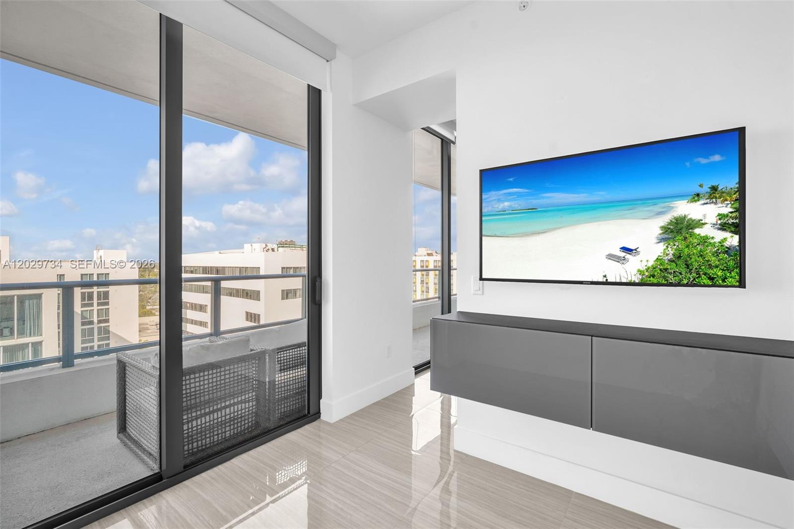 AVENTURA PARKSQUARE RESID - Residential Lease