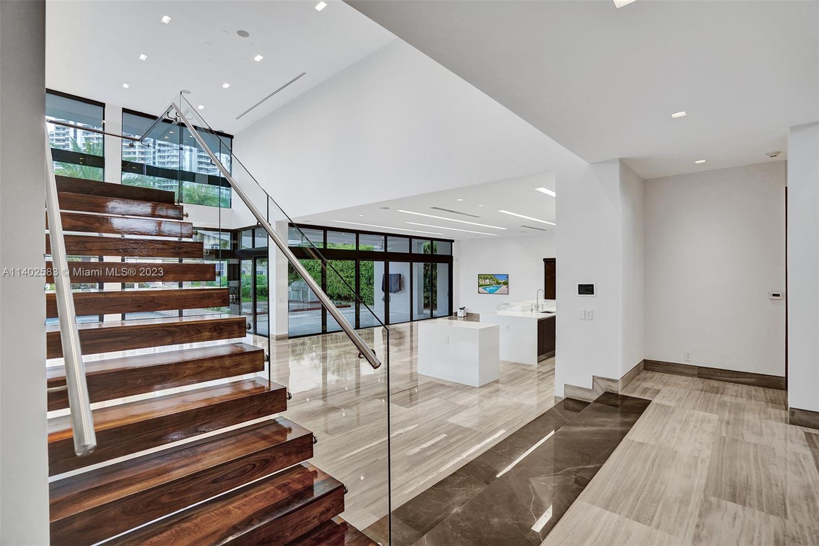 GOLDEN ISLES ESTATES FIRS - Residential