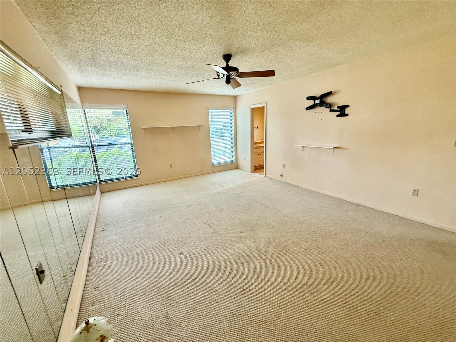 HOLLYWOOD GARDENS - Residential