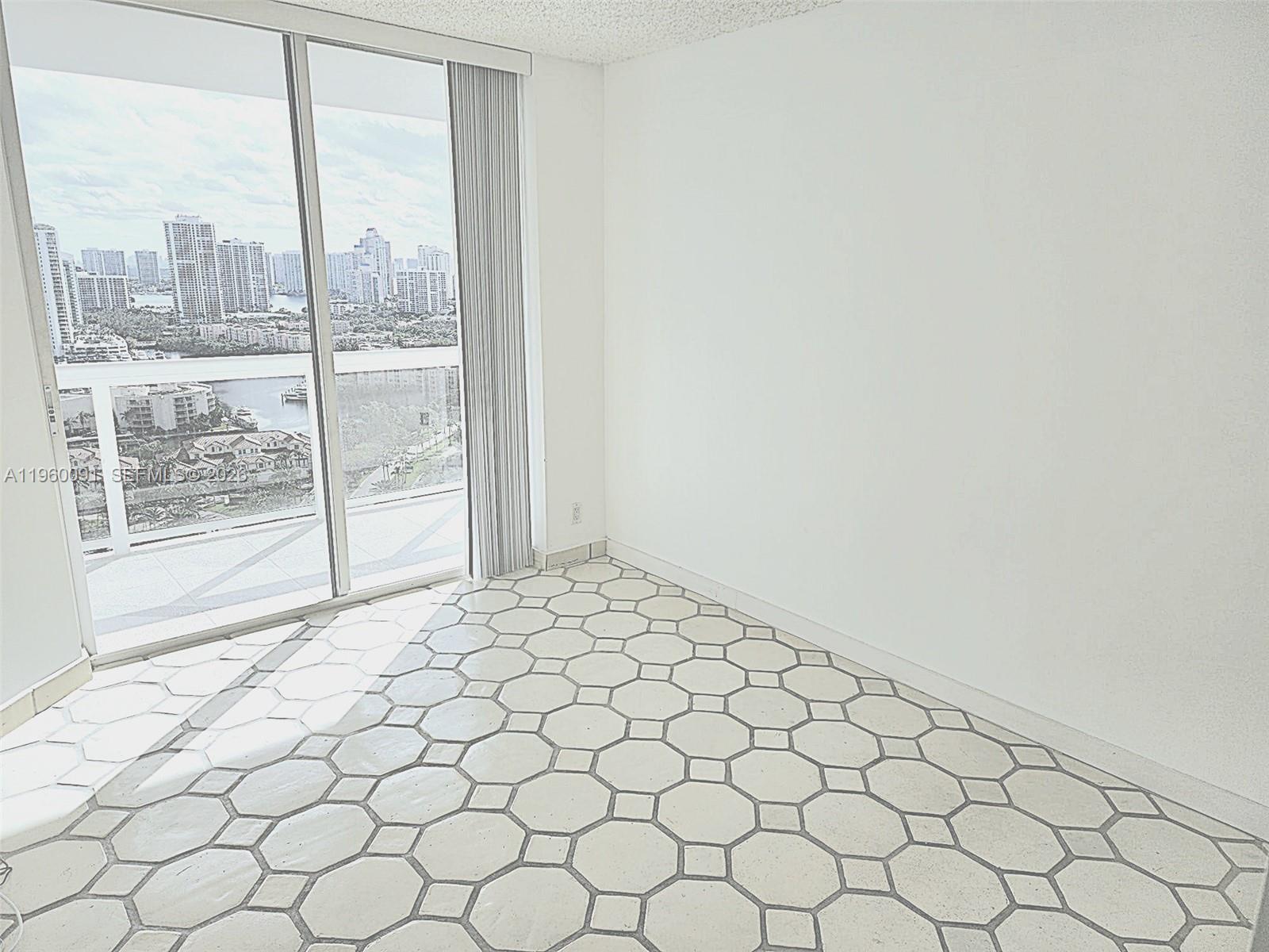 THE LANDMARK CONDO - Residential