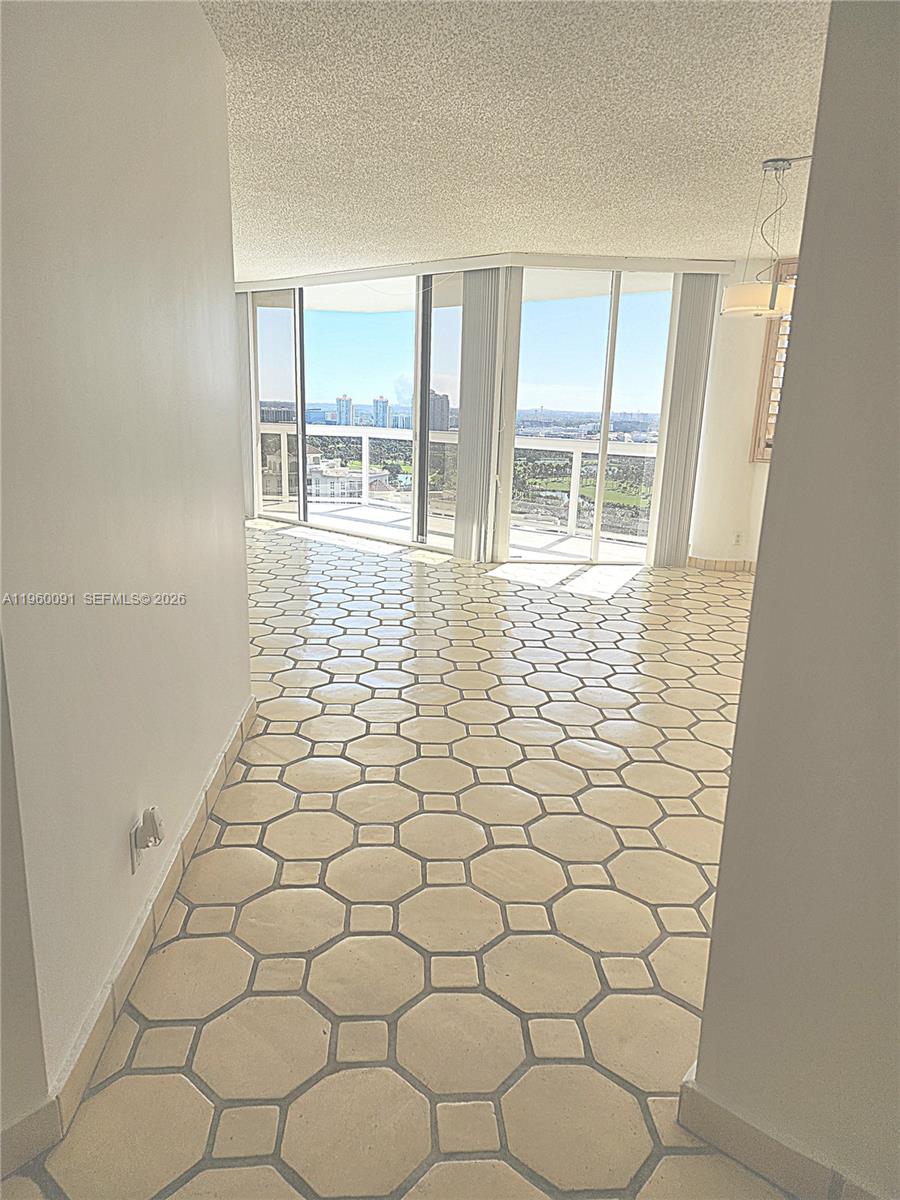 THE LANDMARK CONDO - Residential