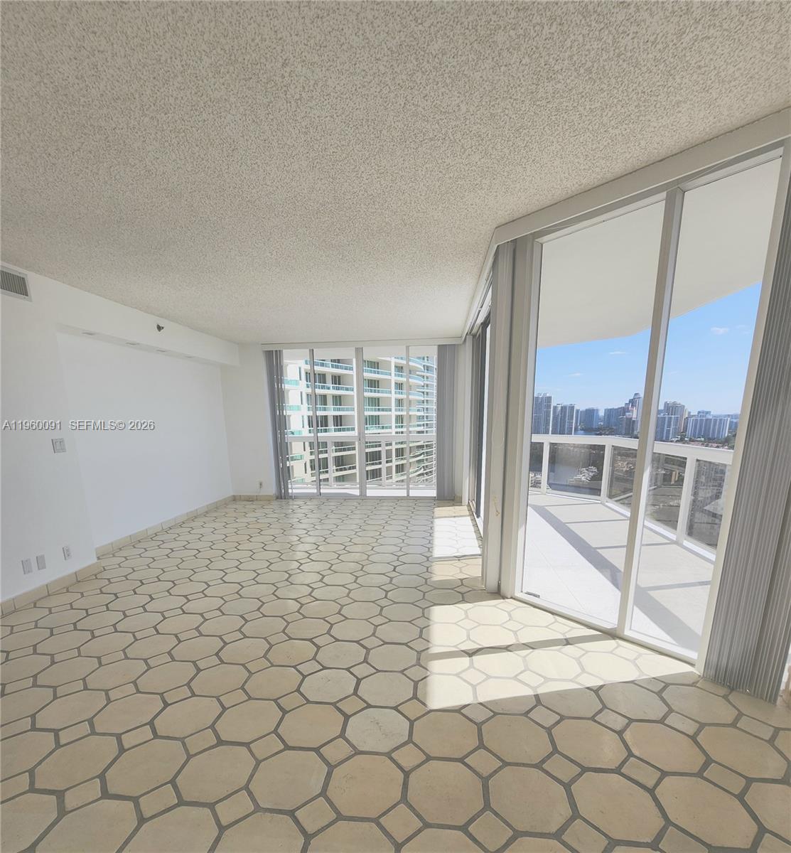 THE LANDMARK CONDO - Residential