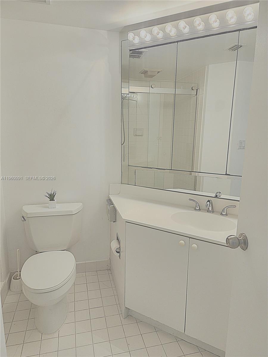 THE LANDMARK CONDO - Residential