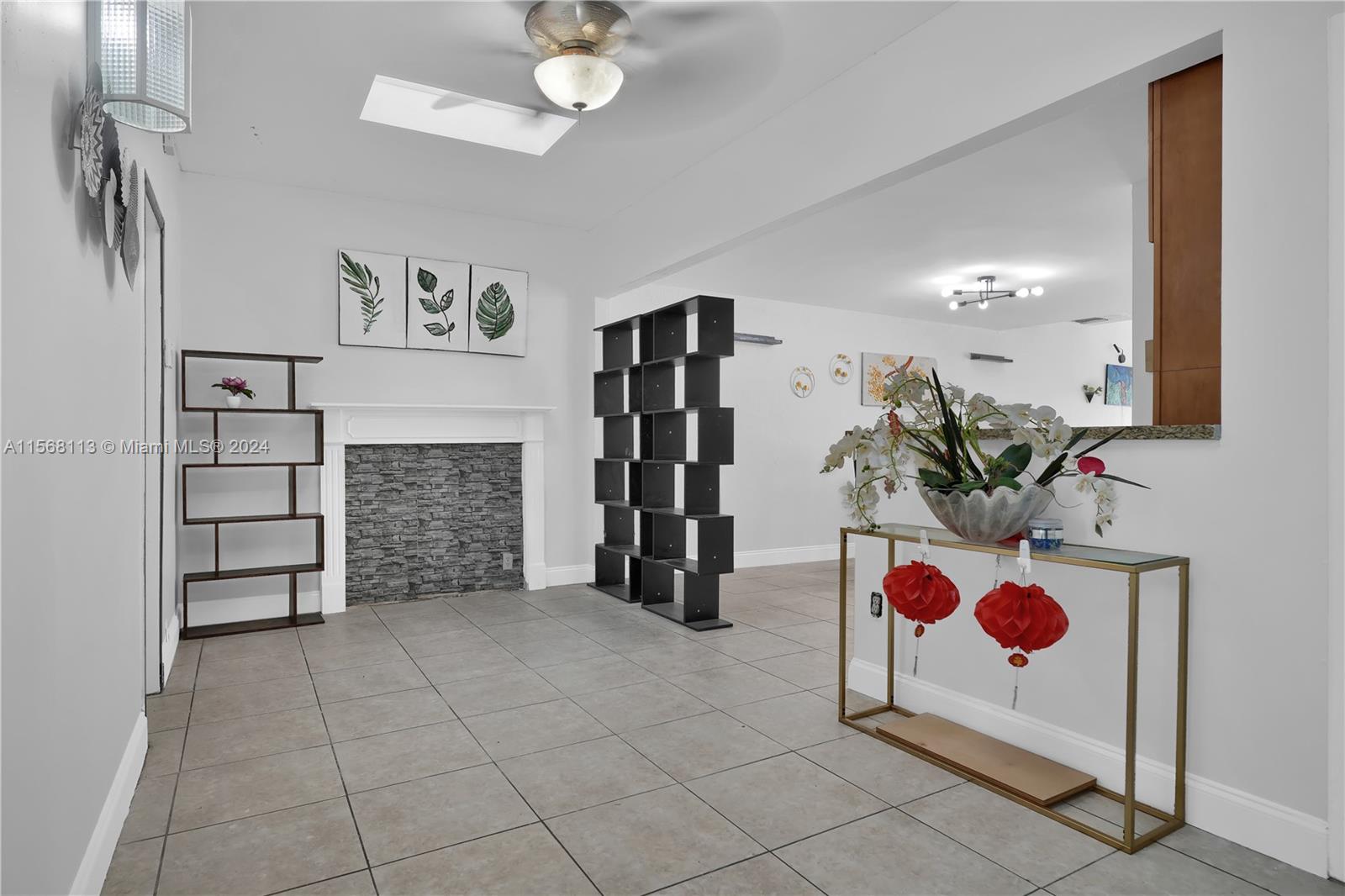 SUNSET PARK TOWN HOUSES - Residential Lease