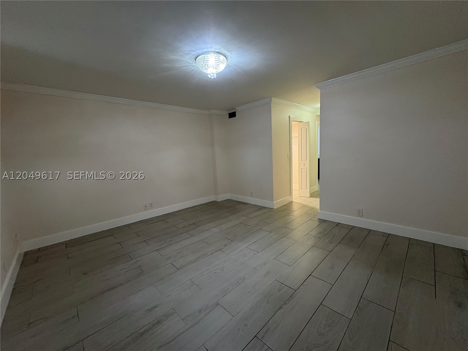 MEADOWBROOK CONDO APTS BL - Residential Lease