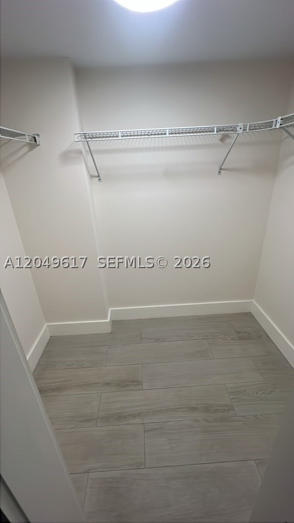 MEADOWBROOK CONDO APTS BL - Residential Lease