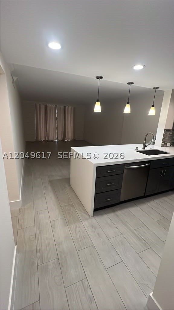 MEADOWBROOK CONDO APTS BL - Residential Lease