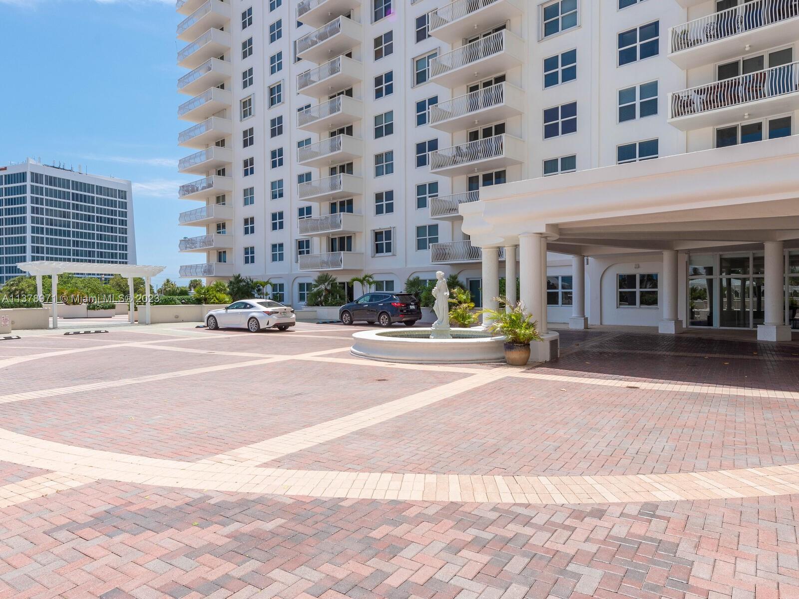 VENETIAN CONDO - Residential Lease