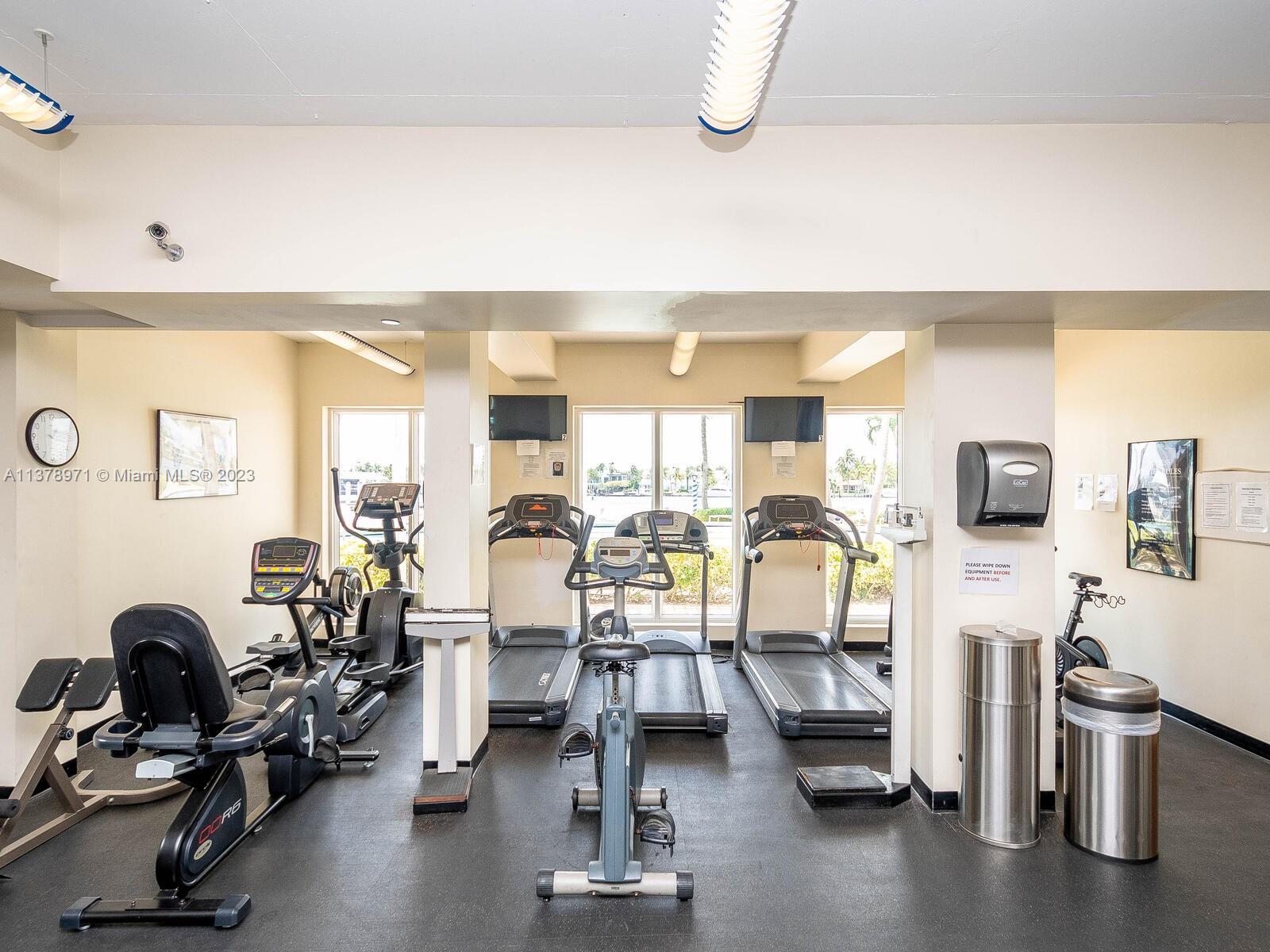 VENETIAN CONDO - Residential Lease