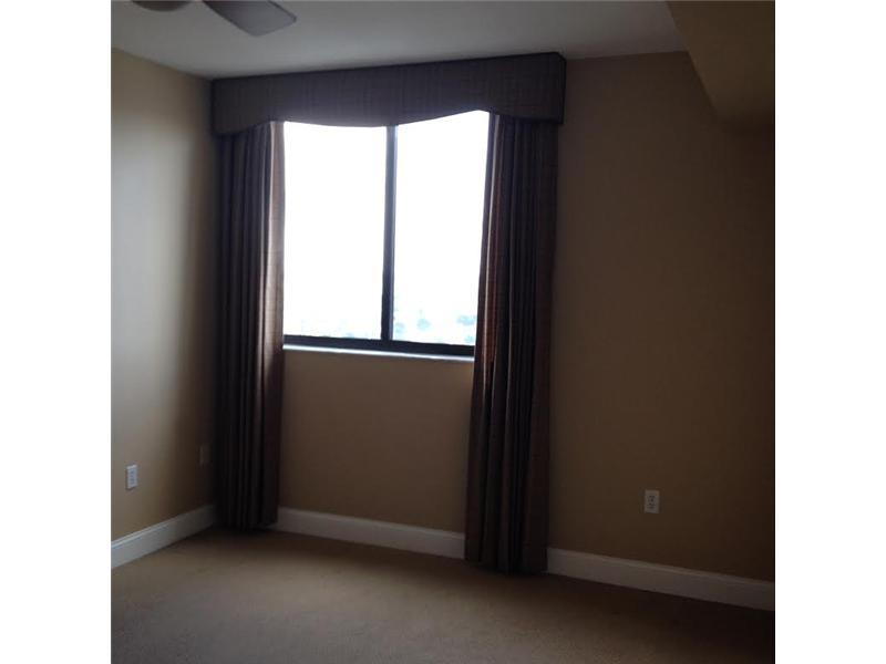 KEYSTONE PARK CONDO - Residential Lease