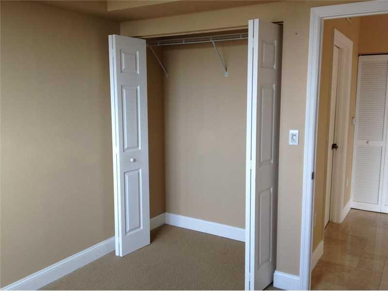 KEYSTONE PARK CONDO - Residential Lease