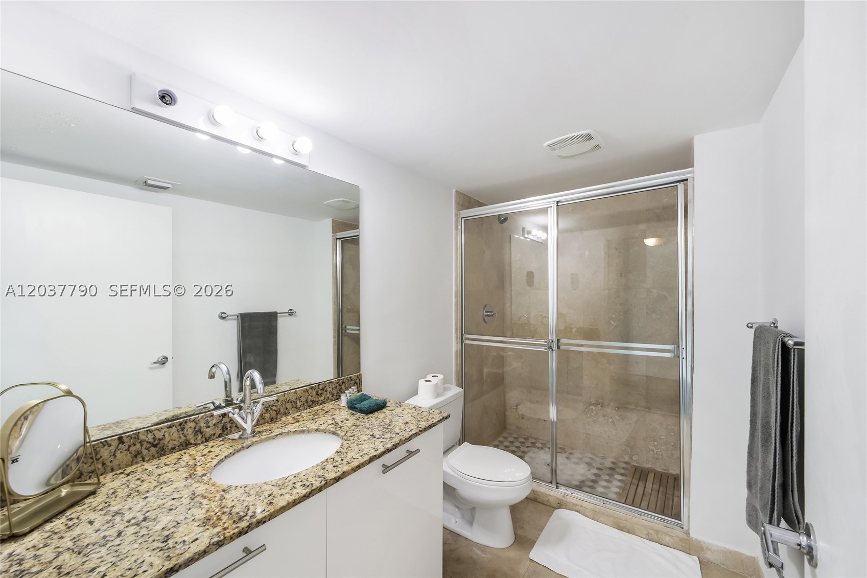 BRICKELL ON THE RIVER S T - Residential