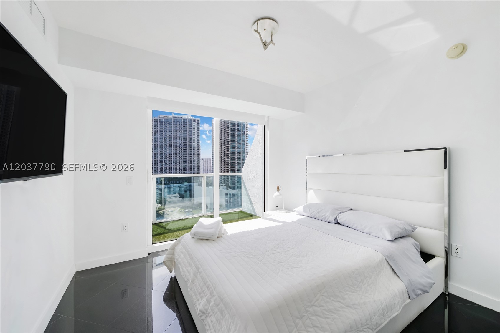 BRICKELL ON THE RIVER S T - Residential