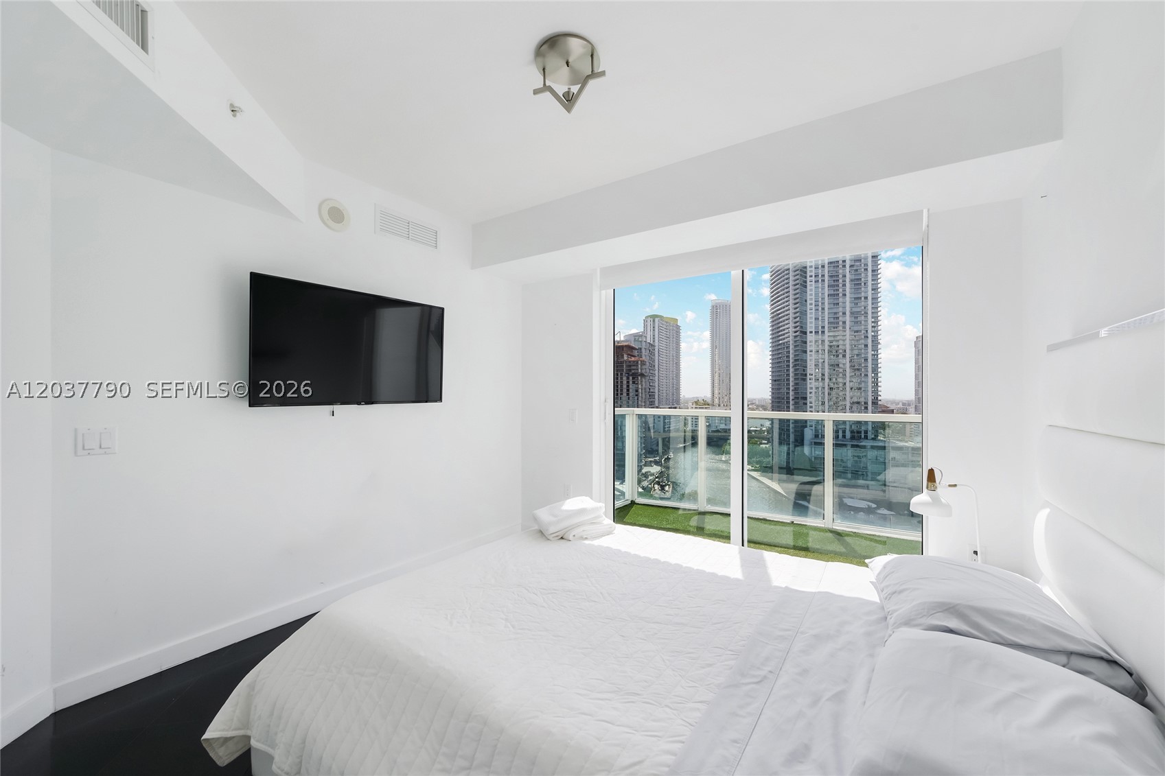 BRICKELL ON THE RIVER S T - Residential