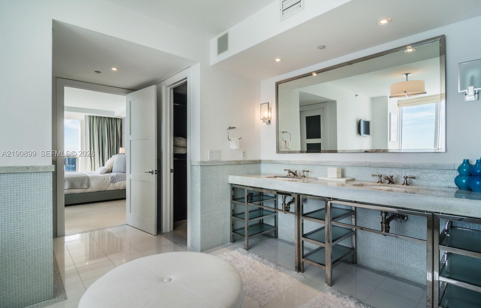 Ocean three - Residential