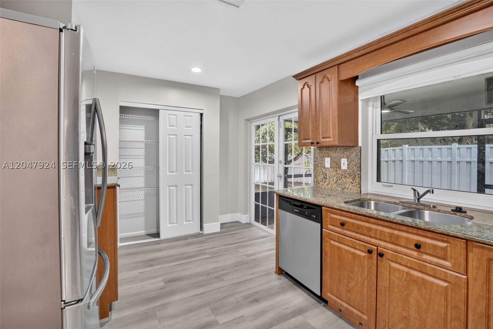 SUNRISE GOLF VILLAGE THIR - Residential Lease