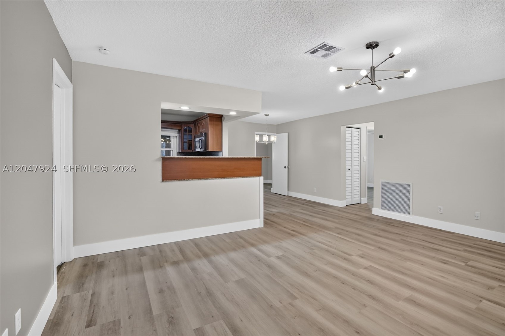 SUNRISE GOLF VILLAGE THIR - Residential Lease