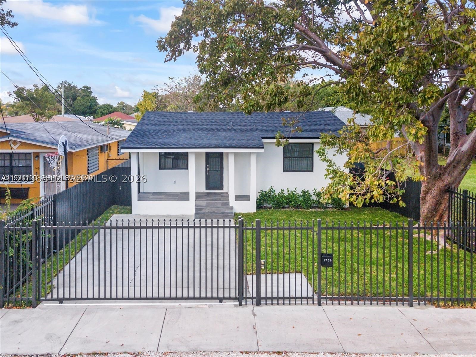 Property Vacant. Please contact LA for more details