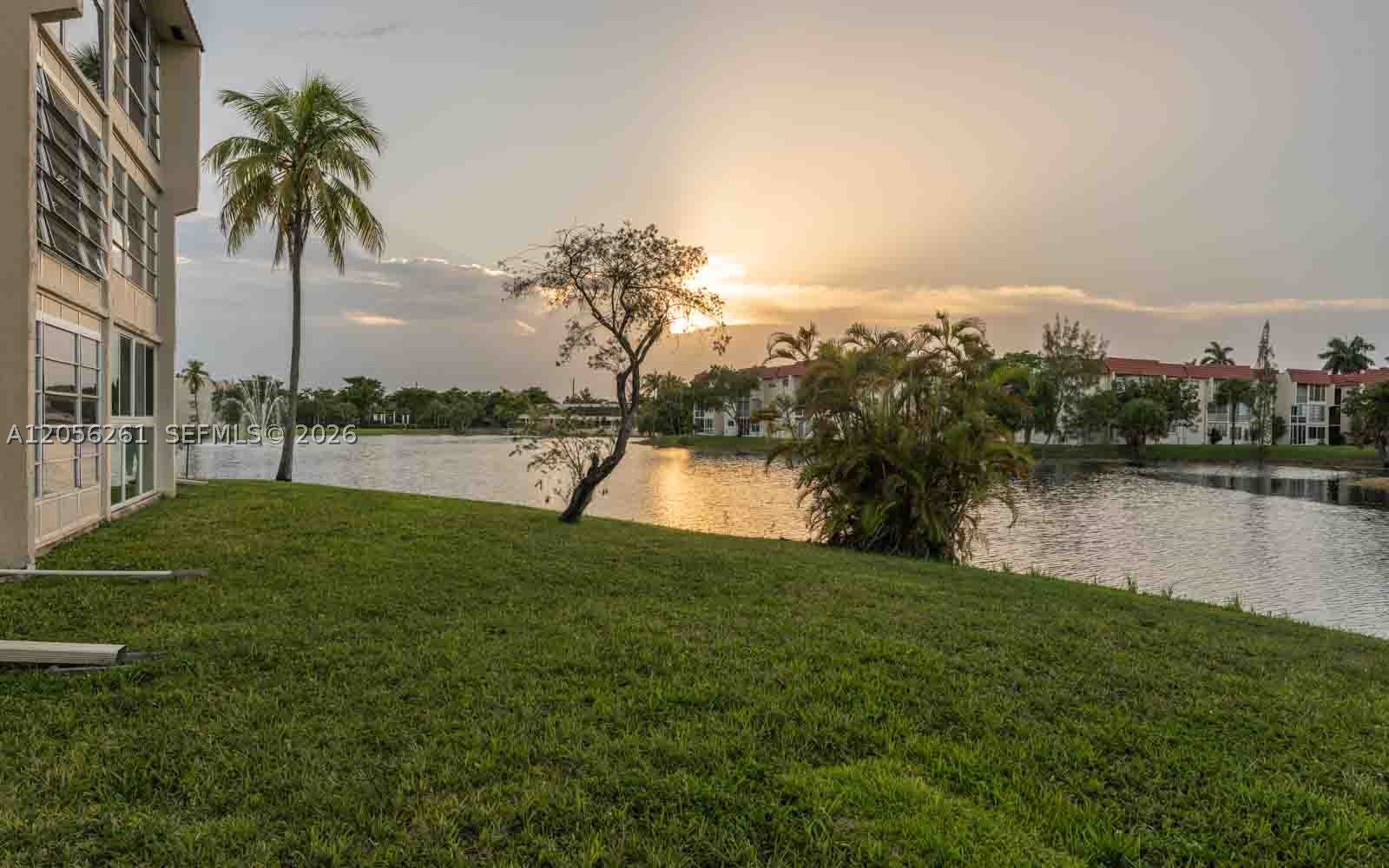 SUNRISE LAKES 17 CONDO - Residential