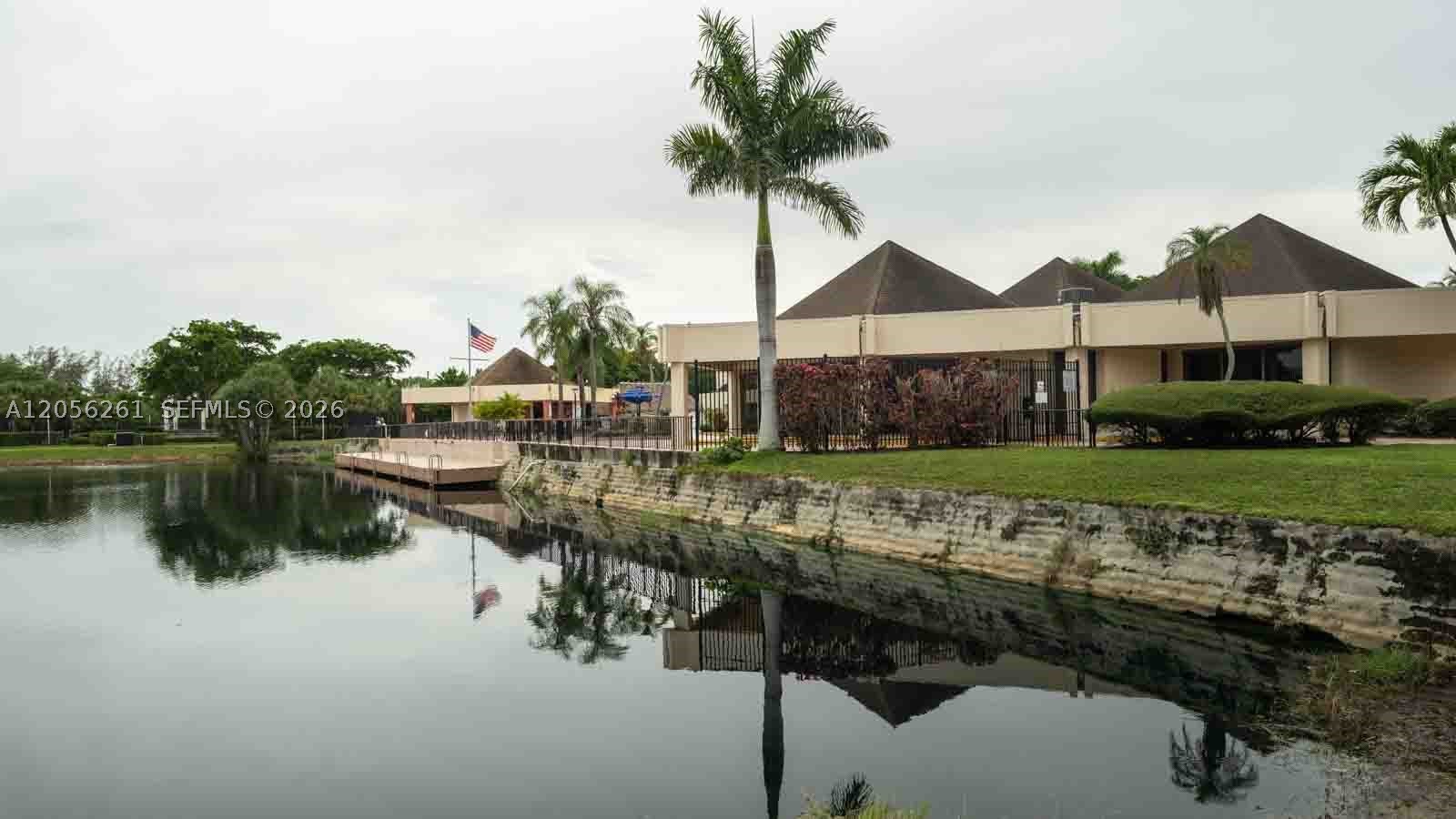 SUNRISE LAKES 17 CONDO - Residential