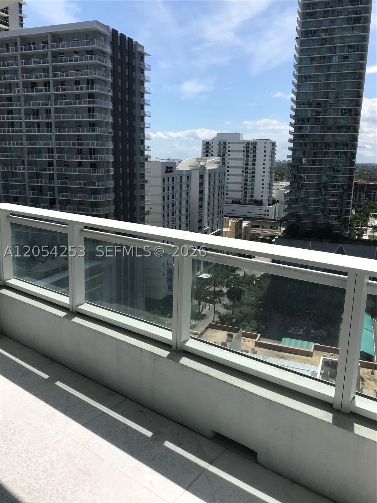 THE BOND - Residential