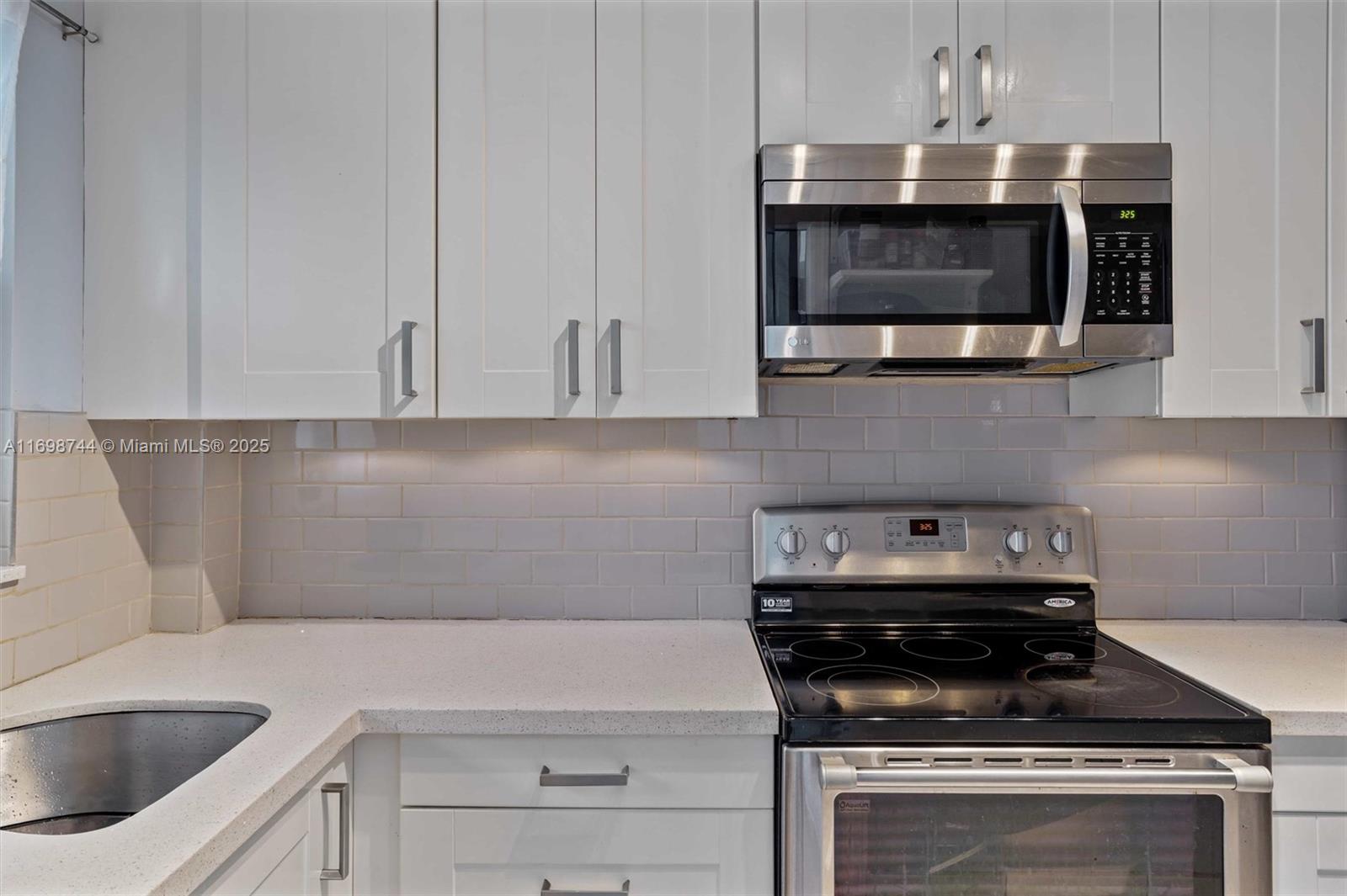 PARADISE VILLAS CONDO - Residential