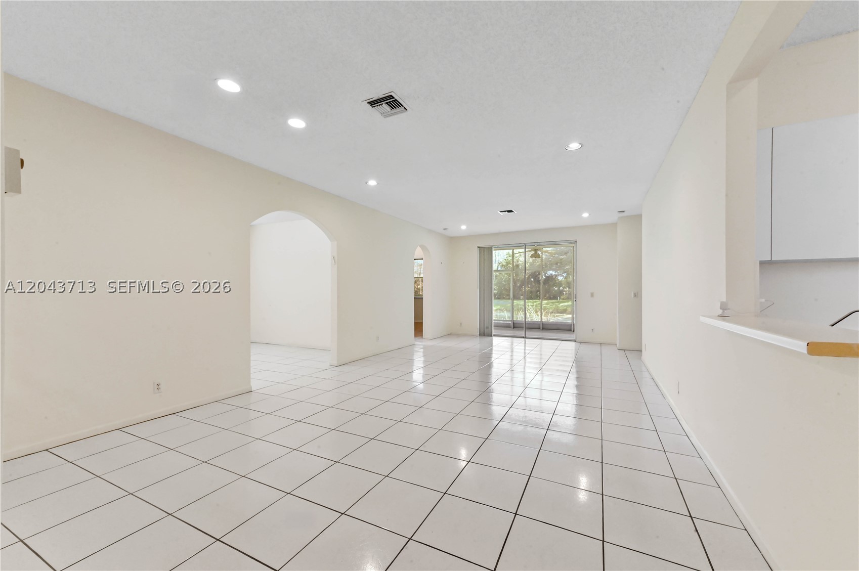 GROVE VILLAGE - Residential