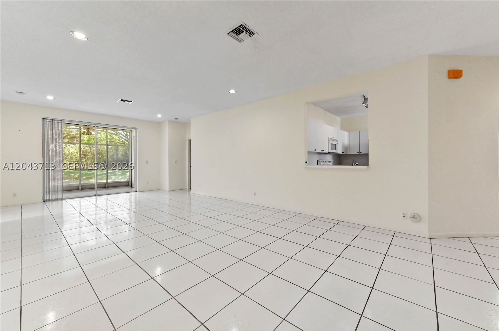 GROVE VILLAGE - Residential