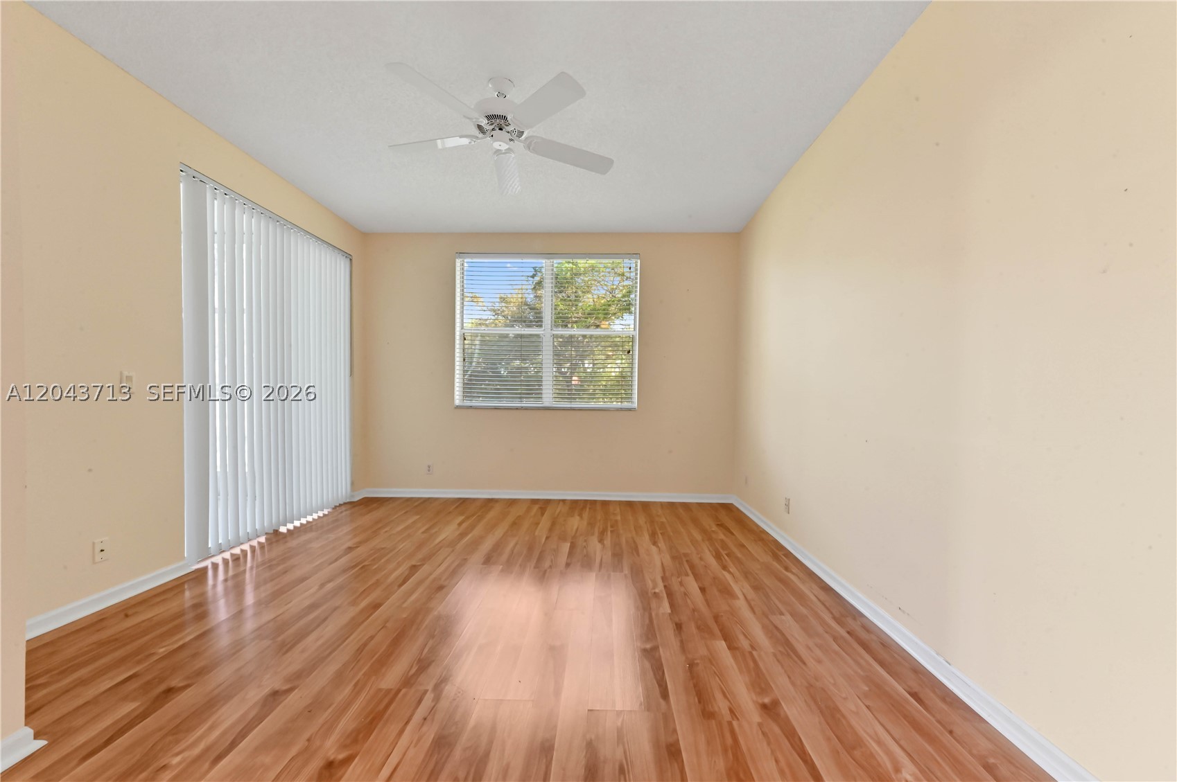 GROVE VILLAGE - Residential