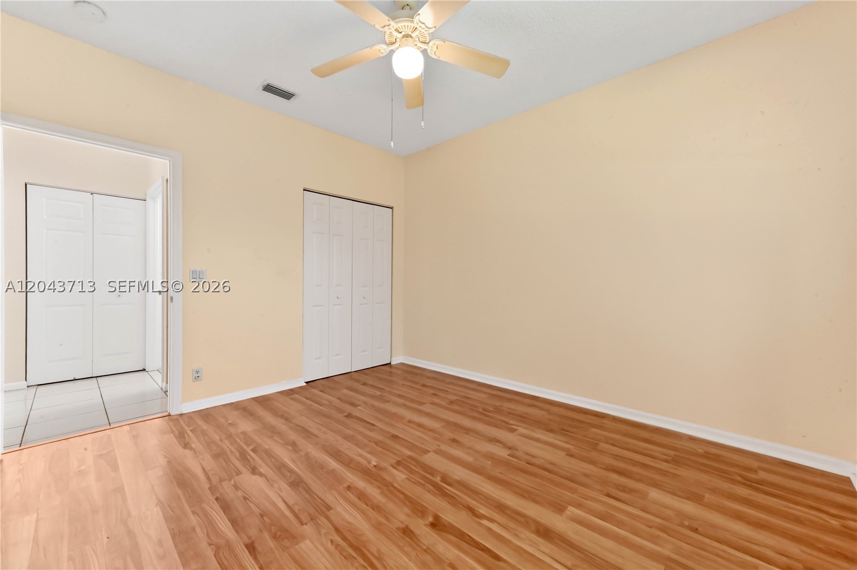 GROVE VILLAGE - Residential