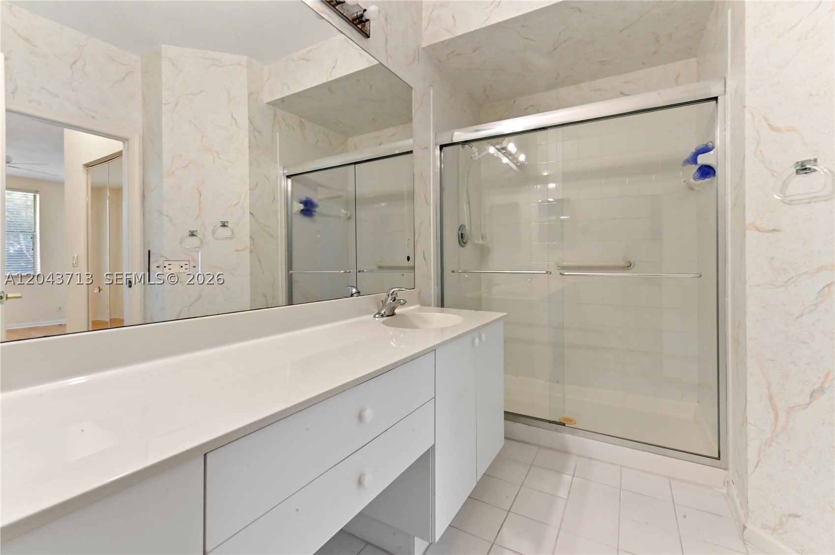 GROVE VILLAGE - Residential