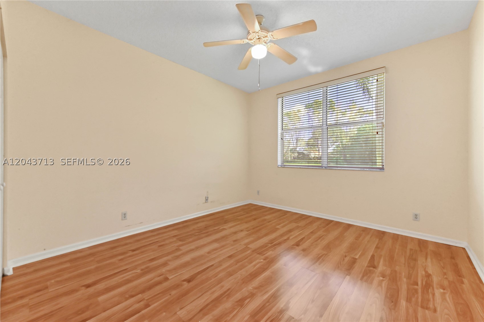 GROVE VILLAGE - Residential