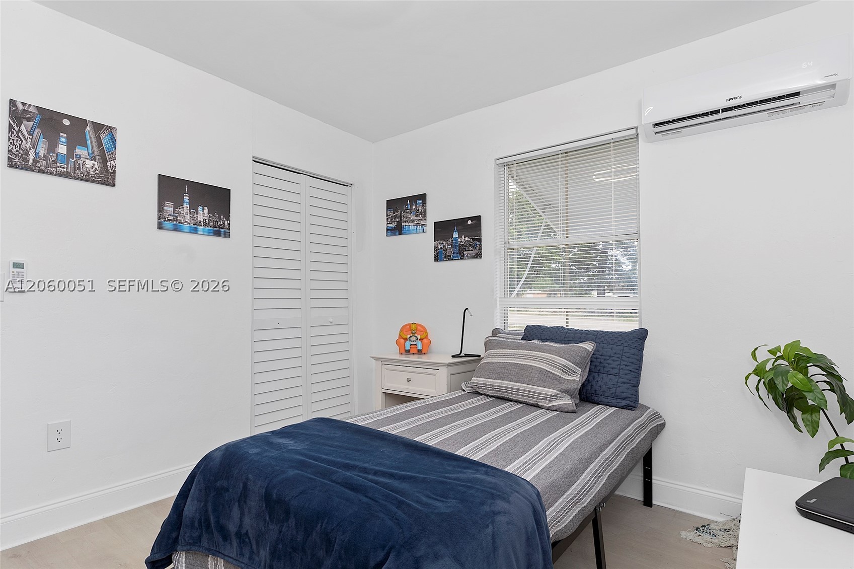 CRESTHAVEN NO 2 - Residential