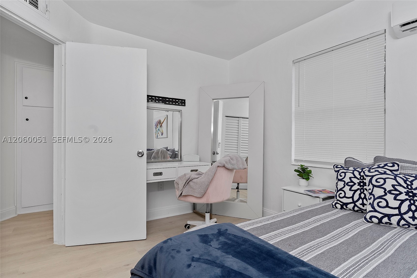 CRESTHAVEN NO 2 - Residential