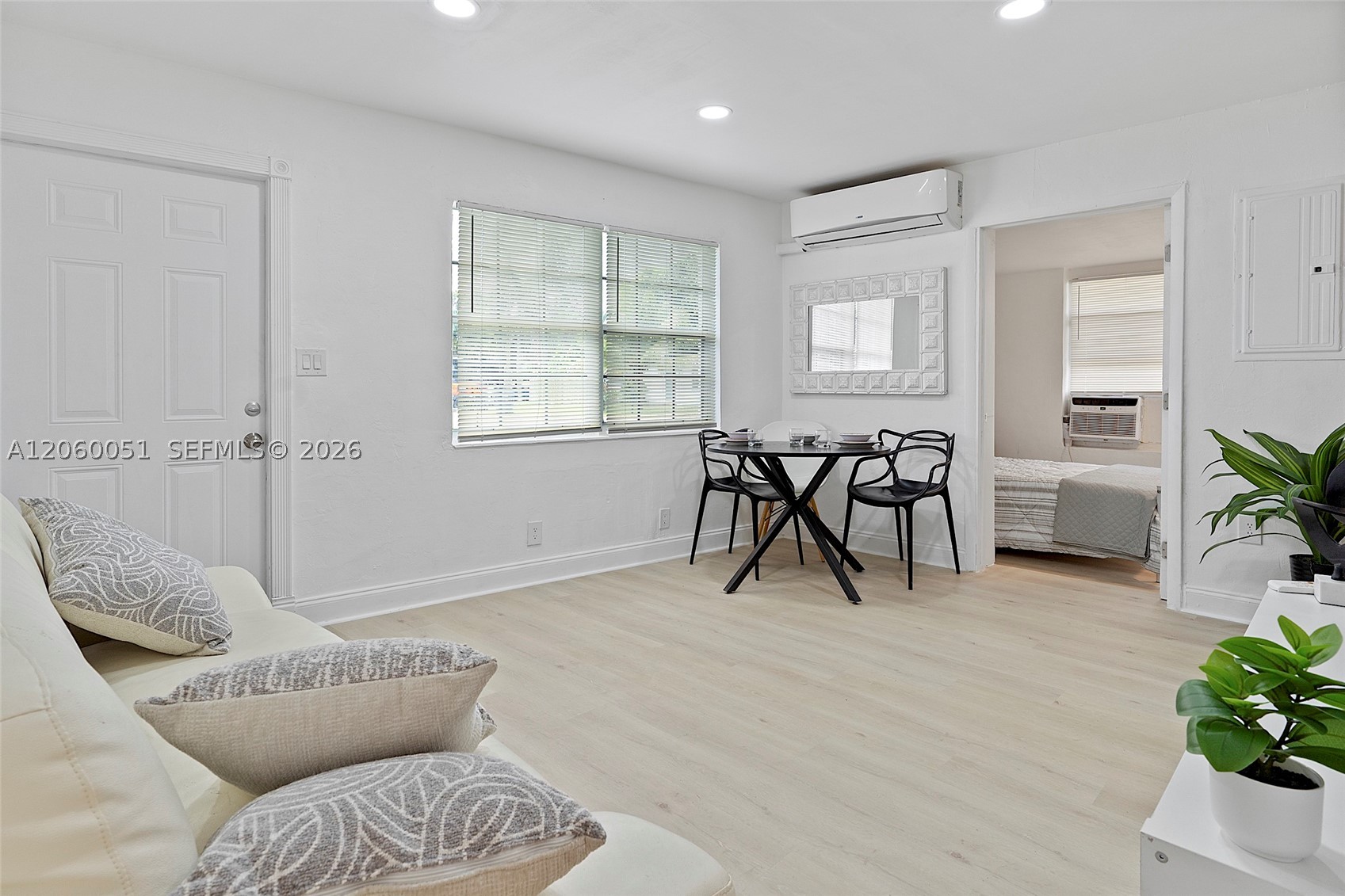 CRESTHAVEN NO 2 - Residential