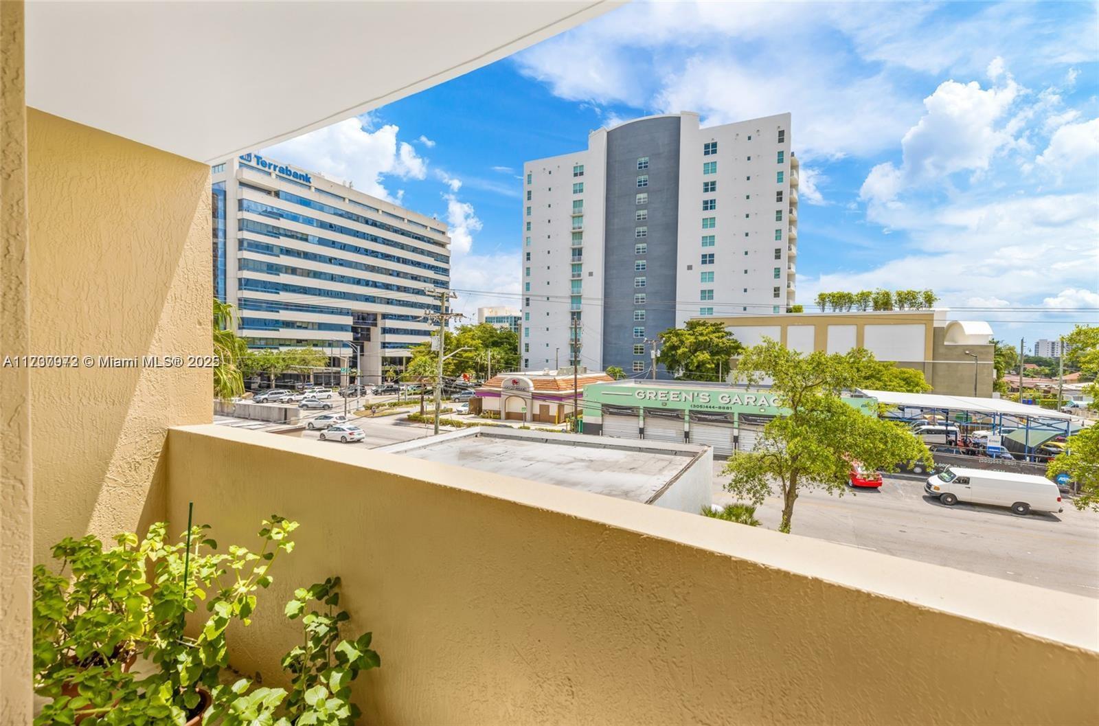 GABLES MARQUIS CONDO - Residential