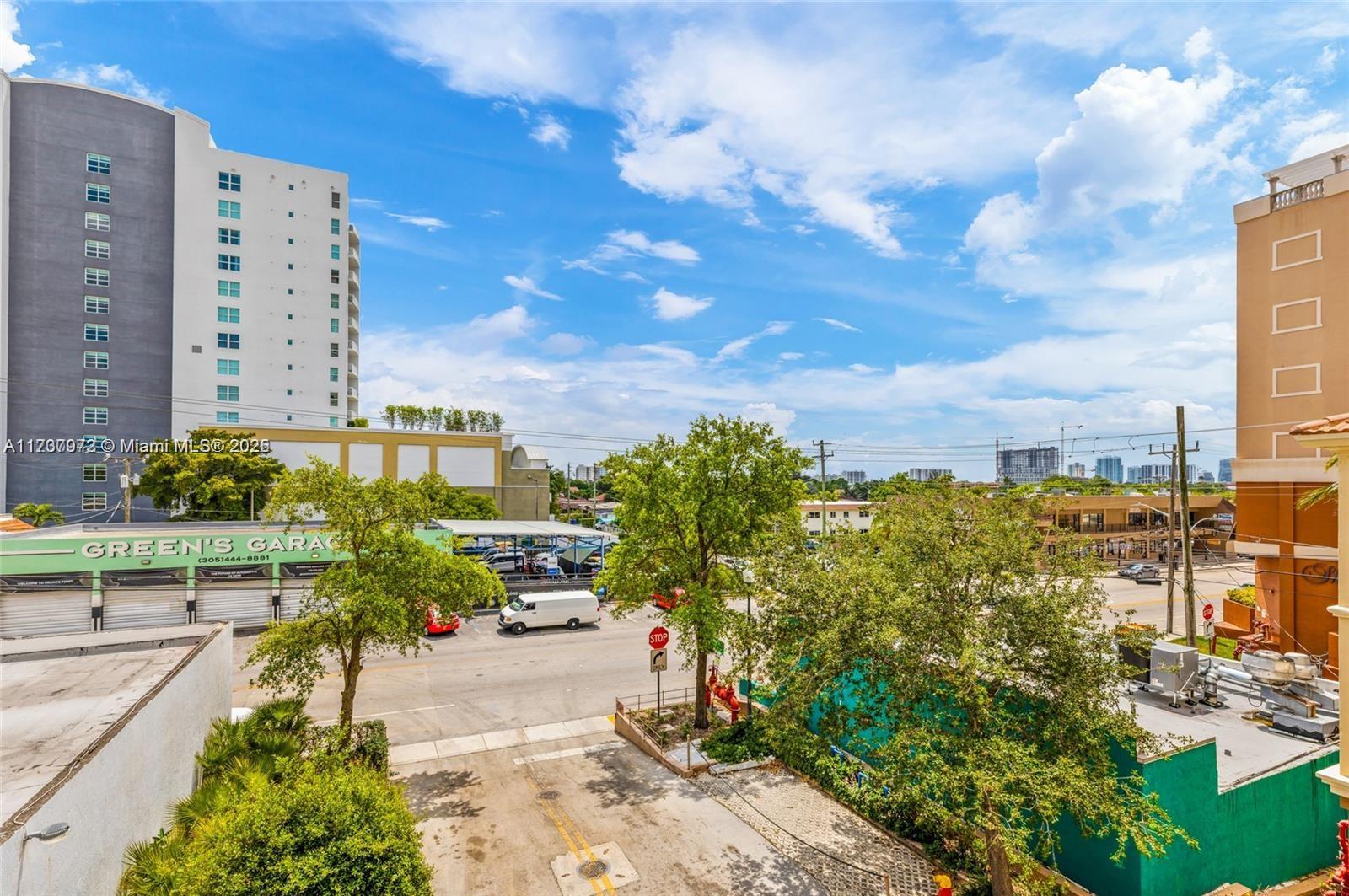 GABLES MARQUIS CONDO - Residential