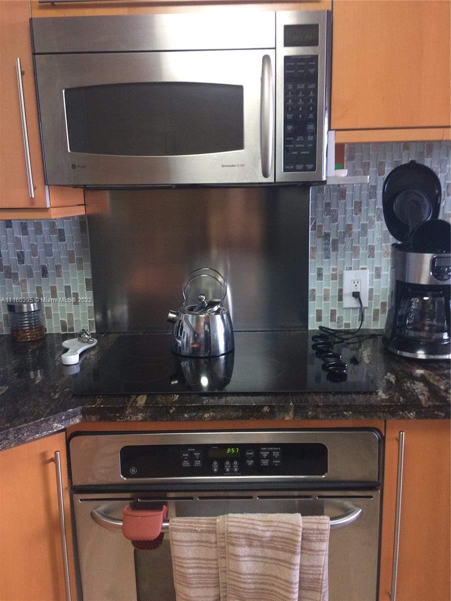 AKOYA CONDO - Residential Lease