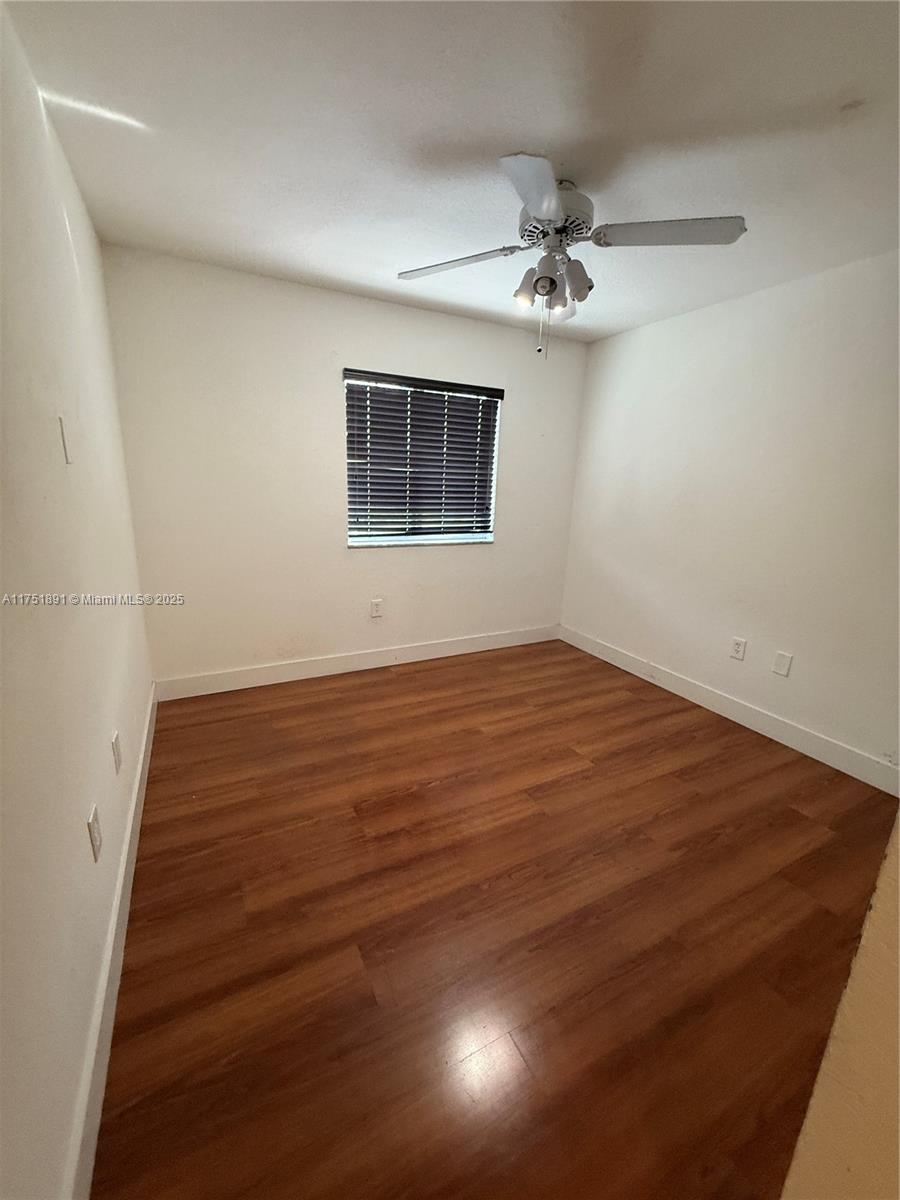 LAKES BY THE BAY JAY - Residential Lease