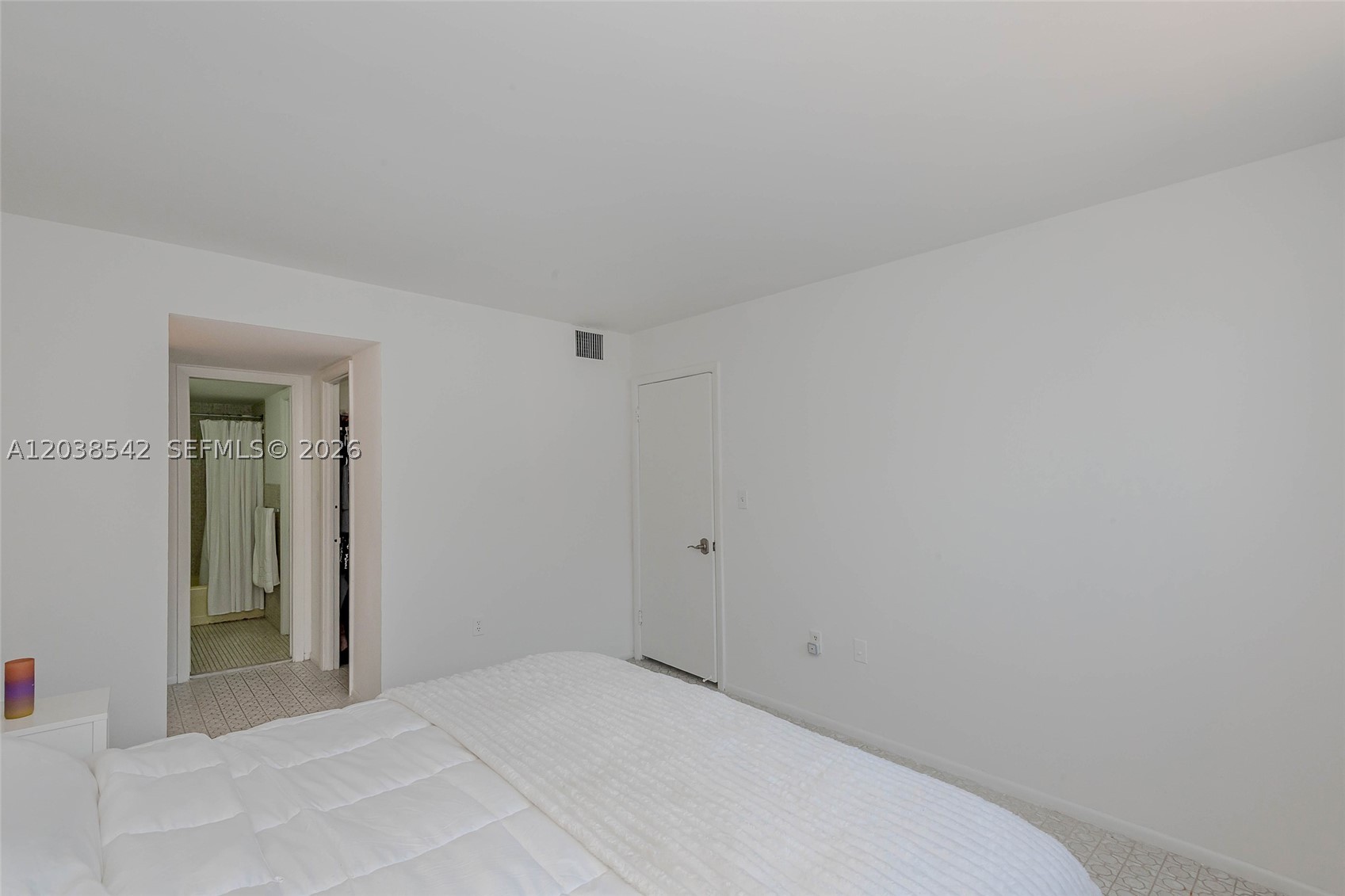 THE PRESIDENTIAL CONDO - Residential