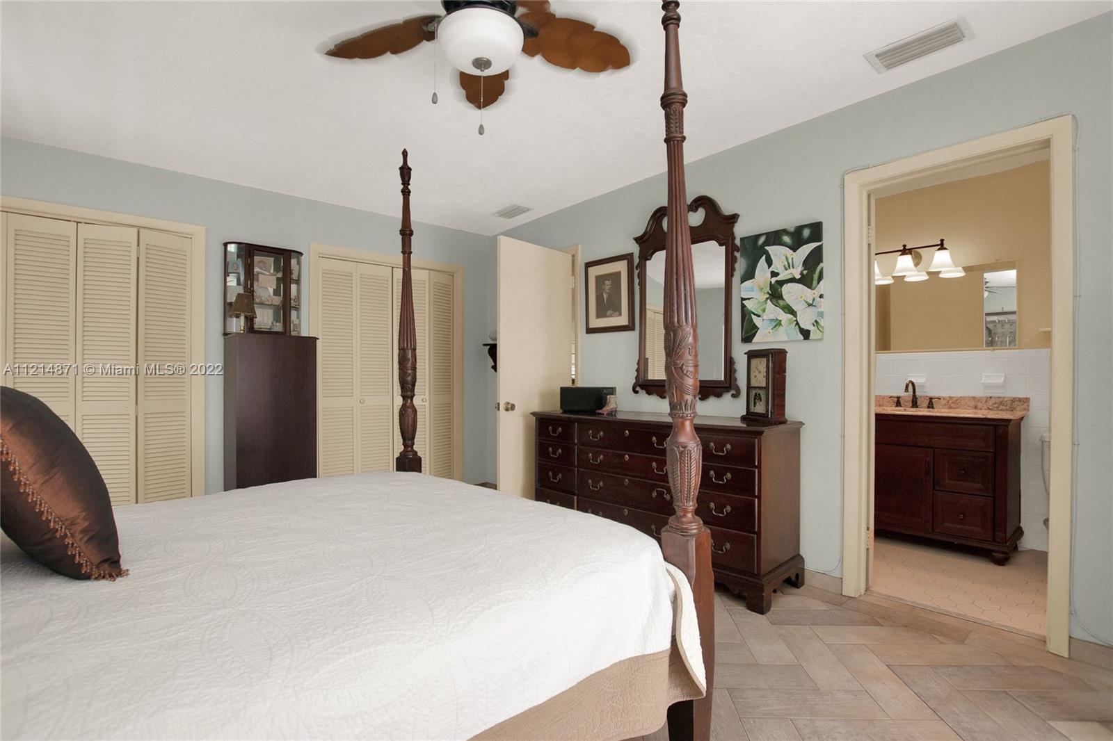 KEY COLONY BEACH 2ND ADD - Residential