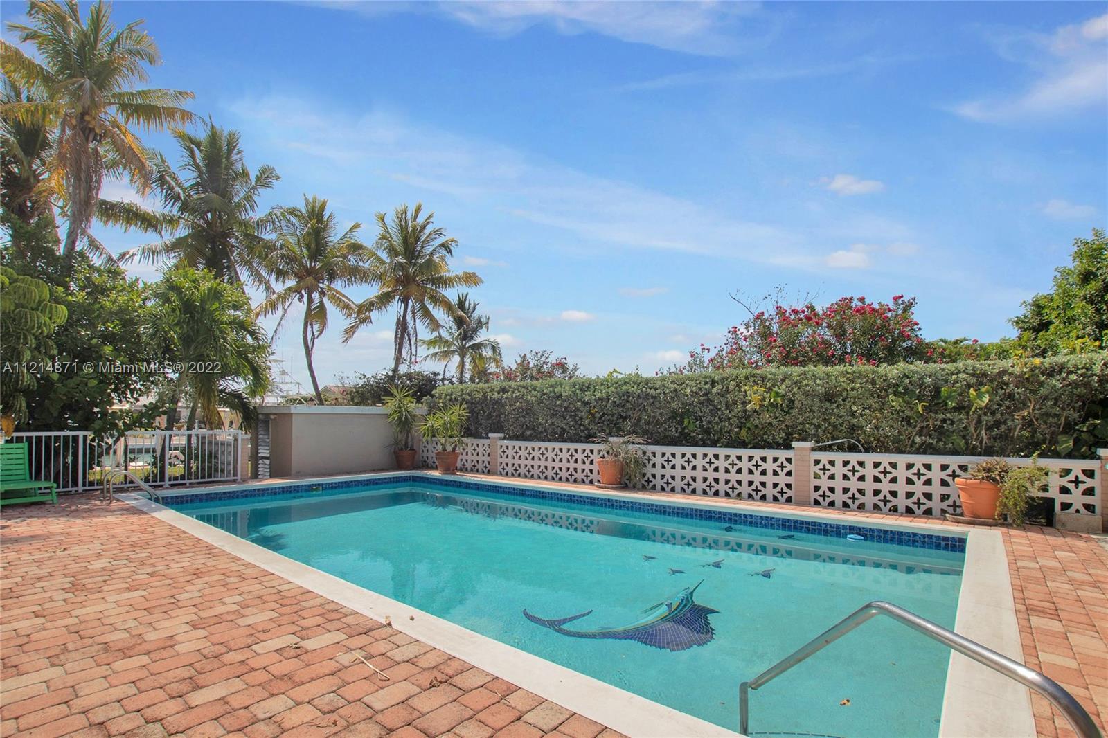 KEY COLONY BEACH 2ND ADD - Residential