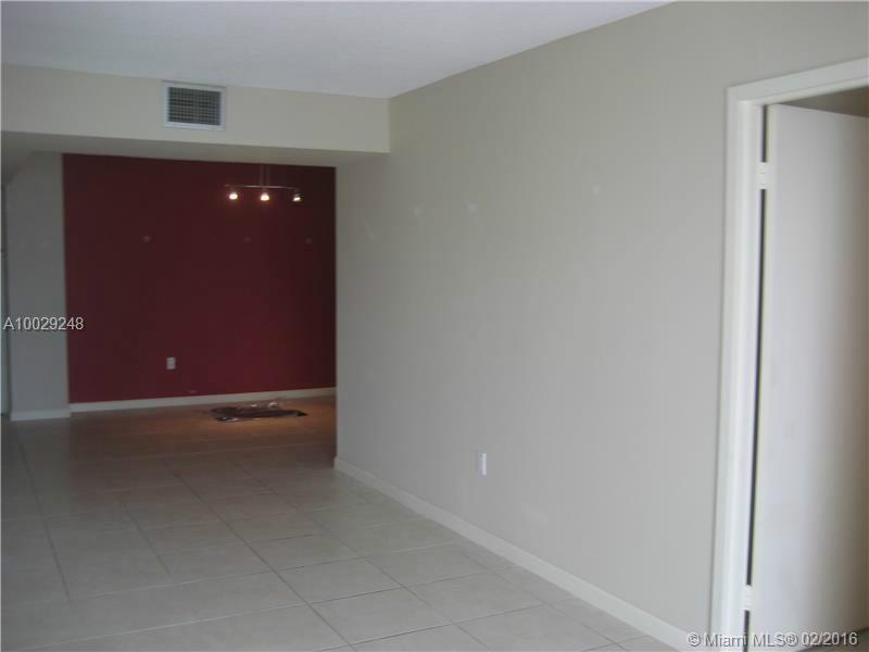 BRICKELL BAY CLUB CONDO - Residential Lease