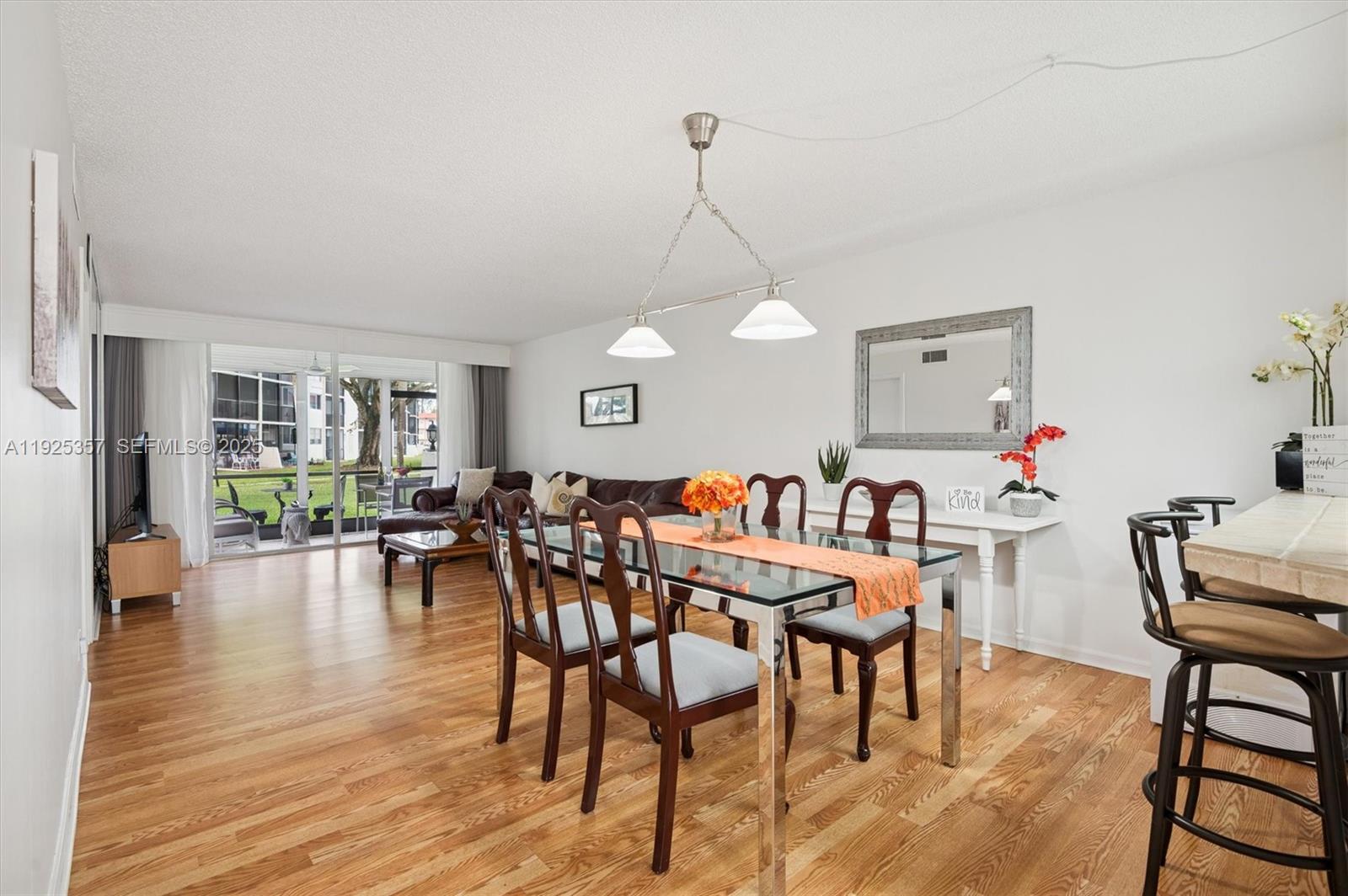 HOLLYBROOK GOLF AND - Residential