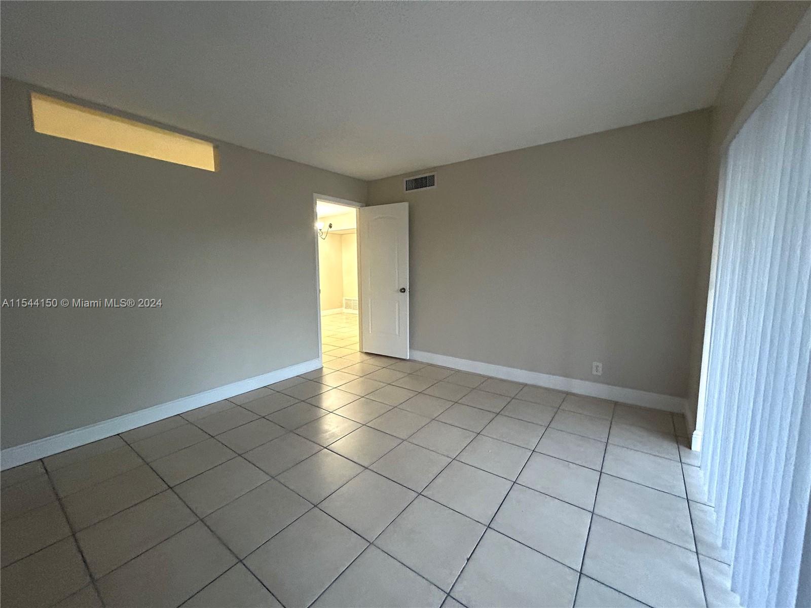CORAL GARDENS CONDO - Residential Lease