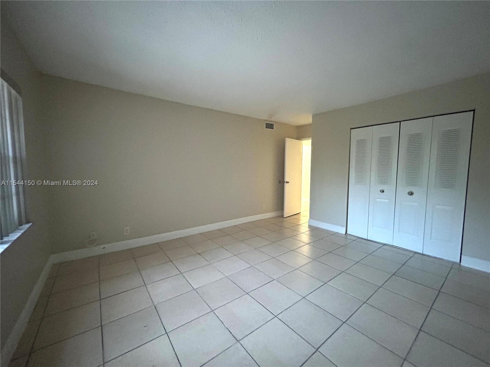 CORAL GARDENS CONDO - Residential Lease