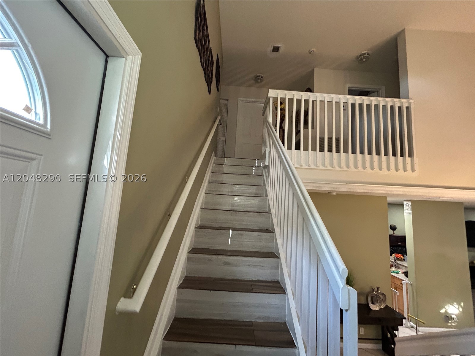 OAK WOOD - Residential