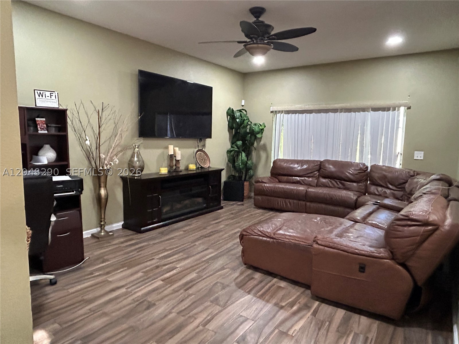 OAK WOOD - Residential