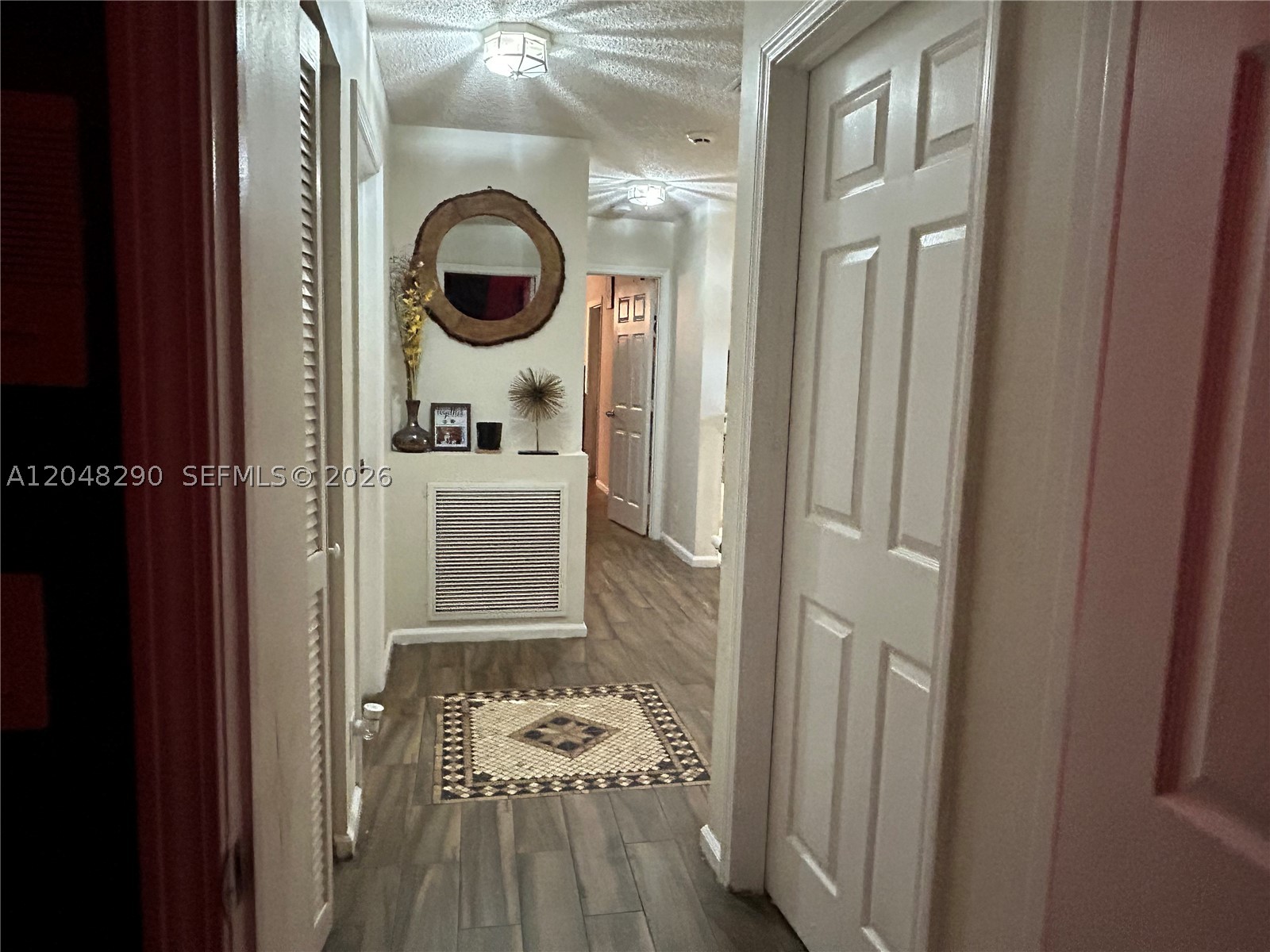 OAK WOOD - Residential